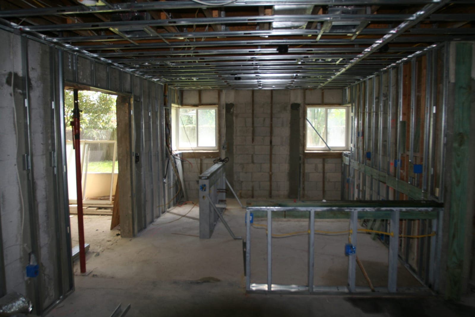 708 NE 21st Drive - Interior
