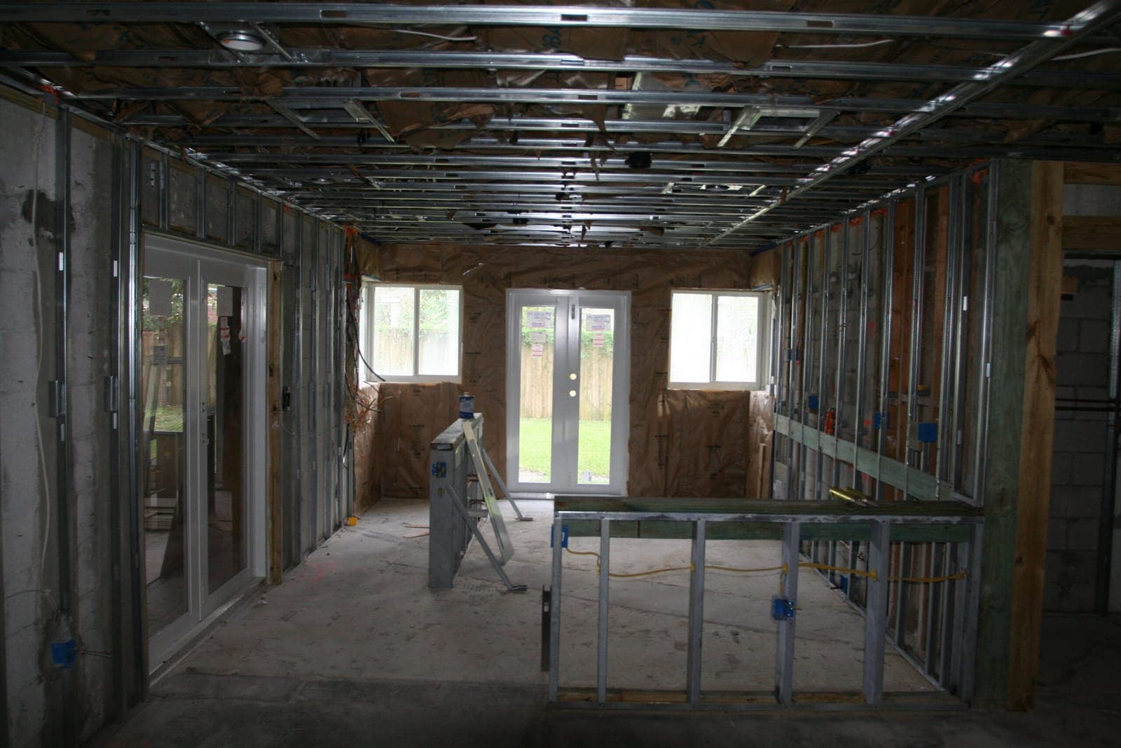 708 NE 21st Drive - Interior